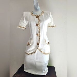 Bill Blass Vintage Suit/White Real Wood Buttons Sz 4